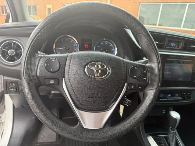 Photo of 2019 Blizzard Pearl Toyota Corolla
