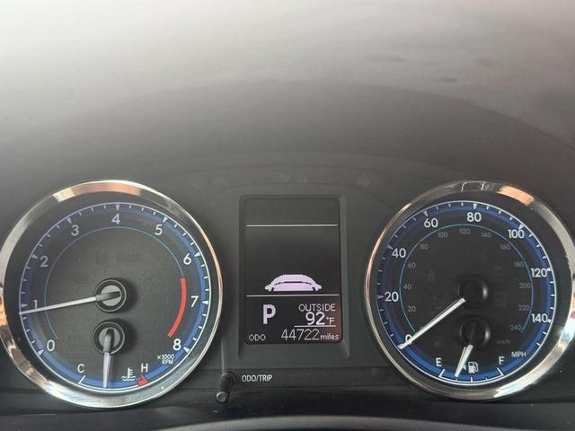 Photo of 2019 Blizzard Pearl Toyota Corolla