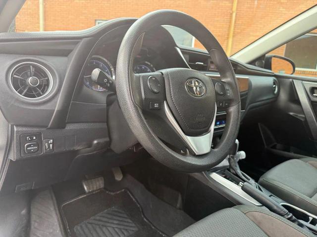Photo of 2019 Blizzard Pearl Toyota Corolla