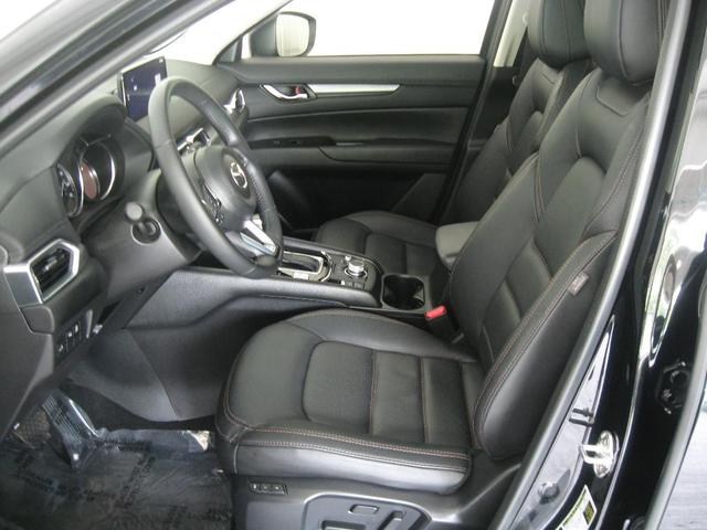 Photo of 2023 Jet Black Mica Mazda CX-5