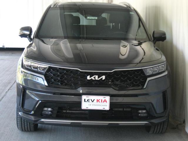Photo of 2023 Platinum Graphite Kia Sorento Plug-In Hybrid