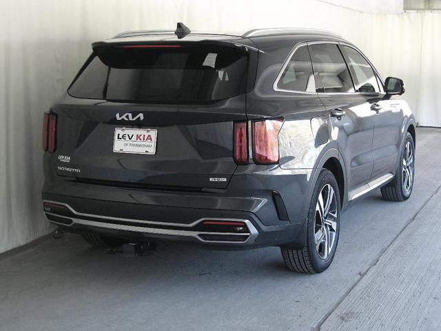 Photo of 2023 Platinum Graphite Kia Sorento Plug-In Hybrid