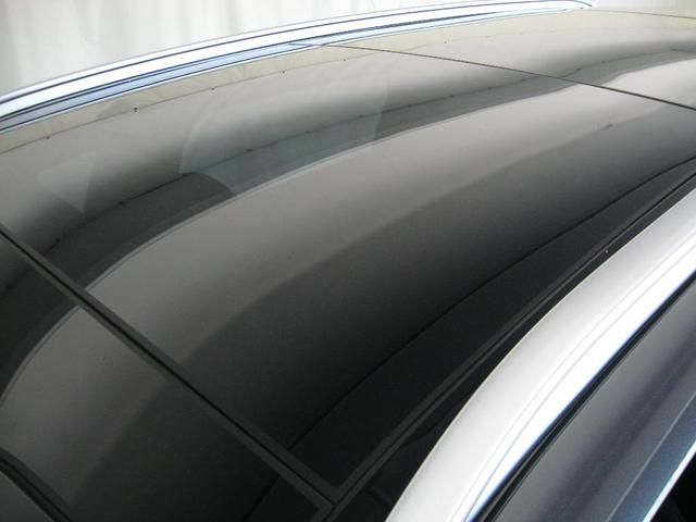 Photo of 2023 Platinum Graphite Kia Sorento Plug-In Hybrid
