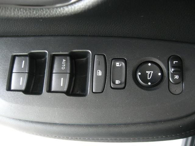 Photo of 2023 Crystal Black Pearl Honda HR-V