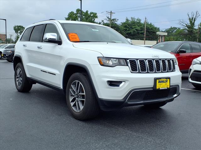 Photo of 2022 Bright White Clearcoat Jeep Grand Cherokee WK