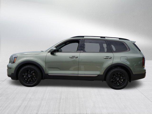 Photo of 2023 Jungle Green Kia Telluride