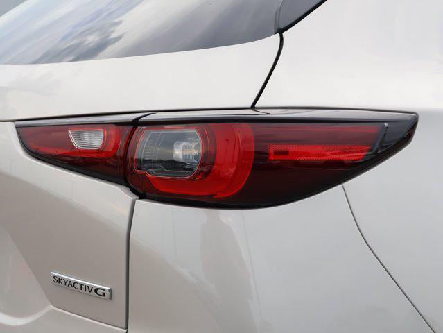 Photo of 2025 Platinum Quartz Metallic Mazda CX-5