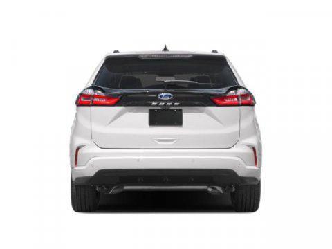 Photo of 2024 Star White Metallic Tri-Coat Ford Edge