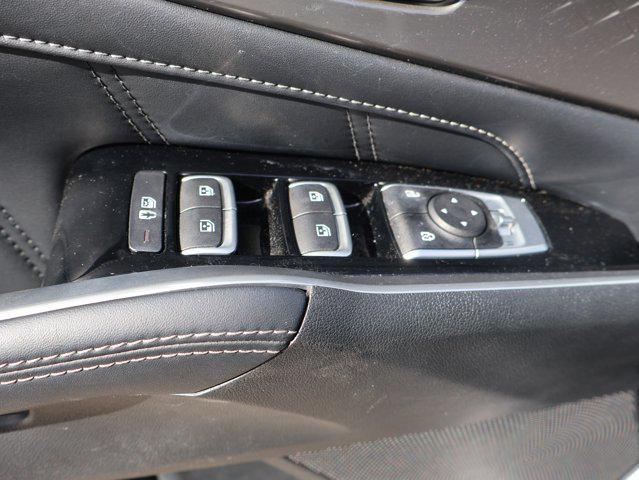 Photo of 2021 Glacial White Pearl Kia Sorento