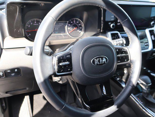 Photo of 2021 Glacial White Pearl Kia Sorento