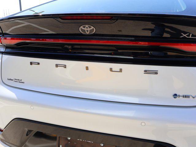 Photo of 2024 Wind Chill Pearl Toyota Prius