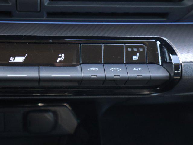 Photo of 2024 Wind Chill Pearl Toyota Prius