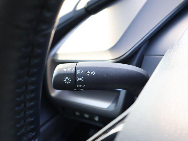 Photo of 2024 Wind Chill Pearl Toyota Prius