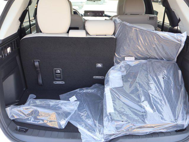 Photo of 2025 Rhodium White Premium Mazda CX-90