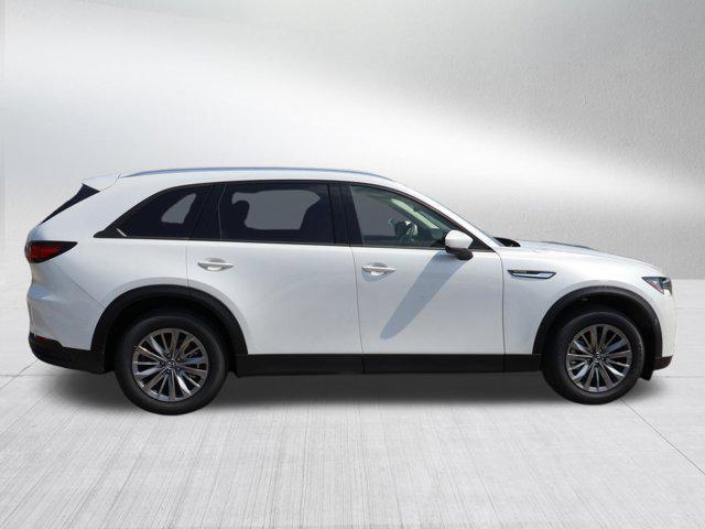 Photo of 2025 Rhodium White Premium Mazda CX-90