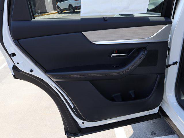 Photo of 2025 Rhodium White Premium Mazda CX-90