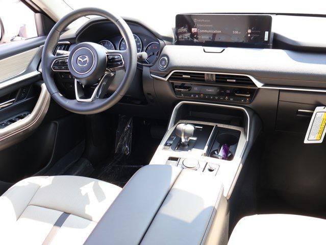 Photo of 2025 Rhodium White Premium Mazda CX-90