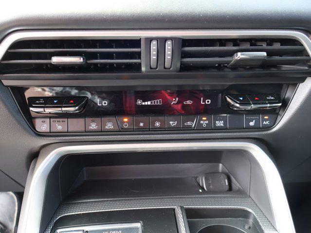 Photo of 2024 Rhodium White Premium Mazda CX-90