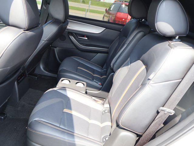 Photo of 2024 Rhodium White Premium Mazda CX-90