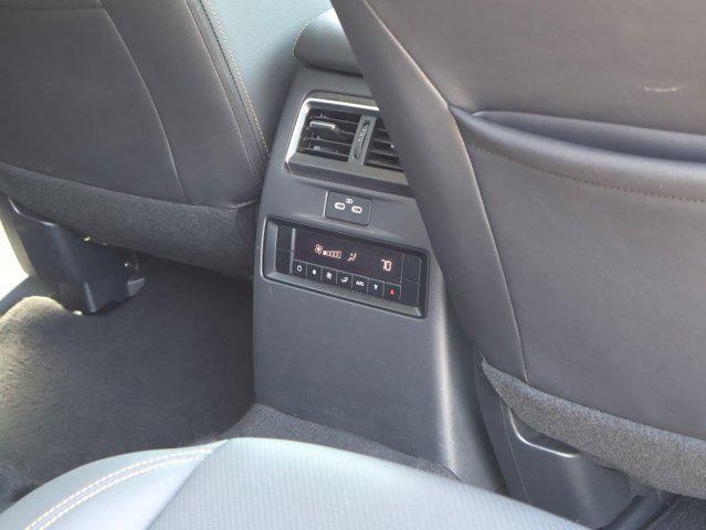 Photo of 2024 Rhodium White Premium Mazda CX-90