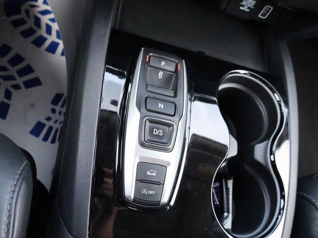 Photo of 2019 White Diamond Pearl Honda Pilot