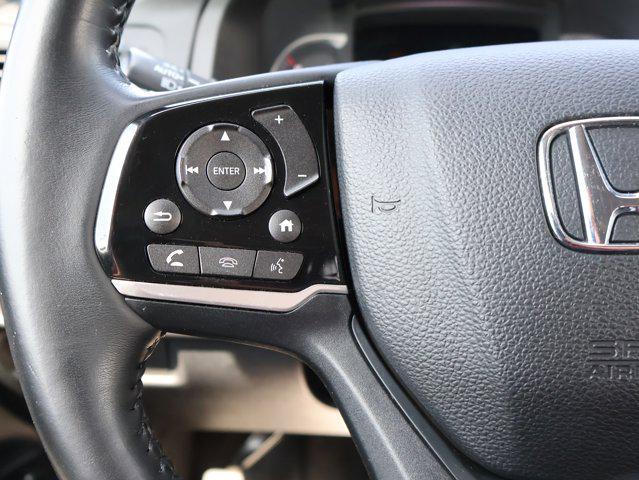 Photo of 2019 White Diamond Pearl Honda Pilot