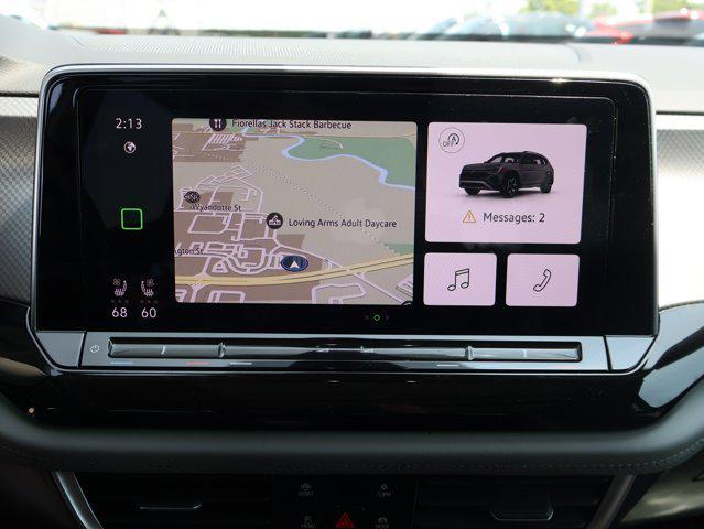 Photo of 2024 Pure Gray Volkswagen Atlas