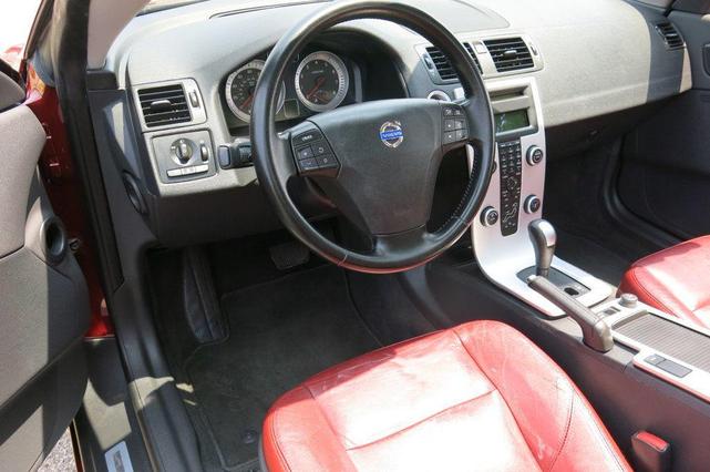 Photo of 2011 Flamenco Red Metallic Volvo C70