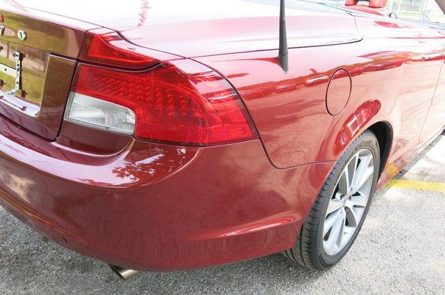 Photo of 2011 Flamenco Red Metallic Volvo C70