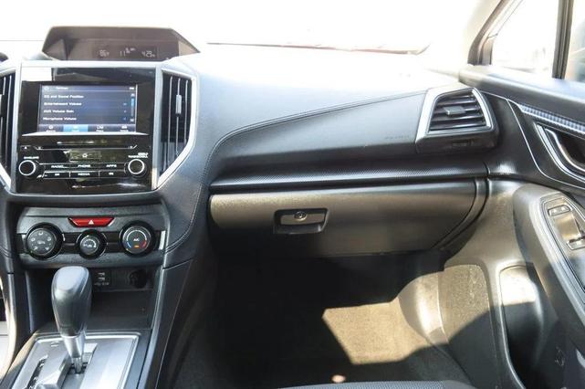 Photo of 2022 Crystal White Pearl Subaru Impreza