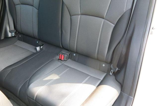 Photo of 2022 Crystal White Pearl Subaru Impreza