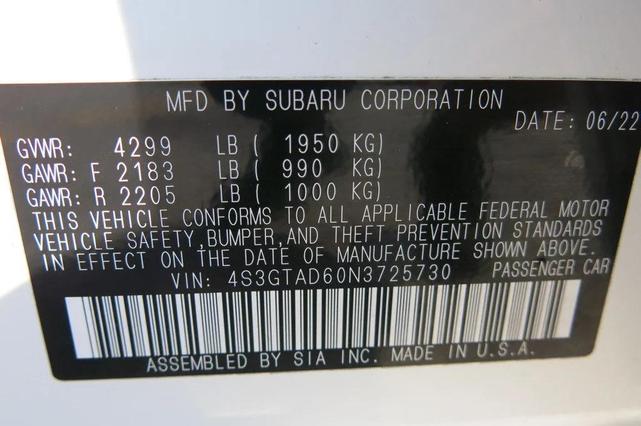 Photo of 2022 Crystal White Pearl Subaru Impreza