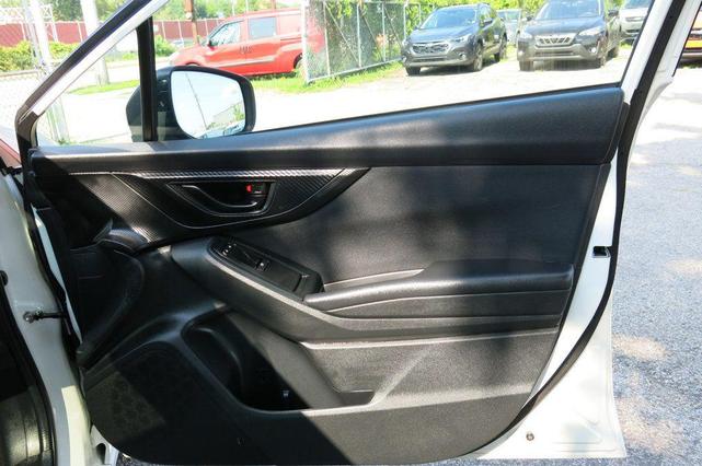 Photo of 2022 Crystal White Pearl Subaru Impreza