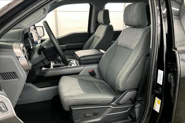 Photo of 2023 Agate Black Metallic Ford F-150 Lightning