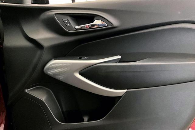Photo of 2024 Crimson Metallic Chevrolet Trax