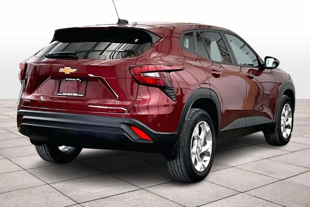 Photo of 2024 Crimson Metallic Chevrolet Trax