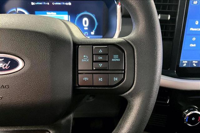 Photo of 2022 Oxford White Ford F-150 Lightning