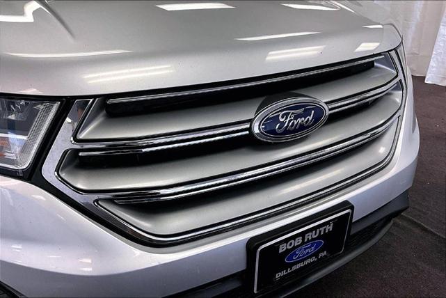 Photo of 2016 Ingot Silver Metallic Ford Edge