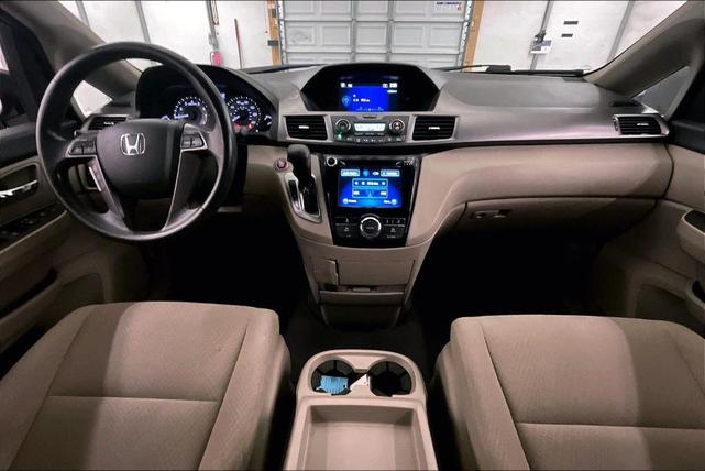 Photo of 2014 Dark Cherry Pearl Honda Odyssey