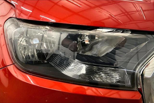 Photo of 2019 Hot Pepper Red Metallic Tinted Clearcoat Ford Ranger