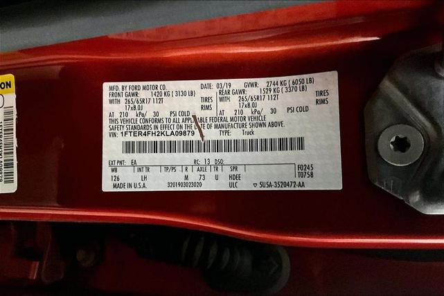 Photo of 2019 Hot Pepper Red Metallic Tinted Clearcoat Ford Ranger