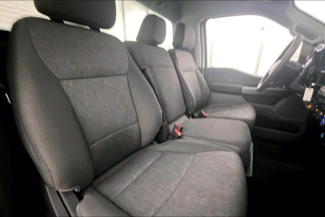 Photo of 2025 Oxford White Ford F-350