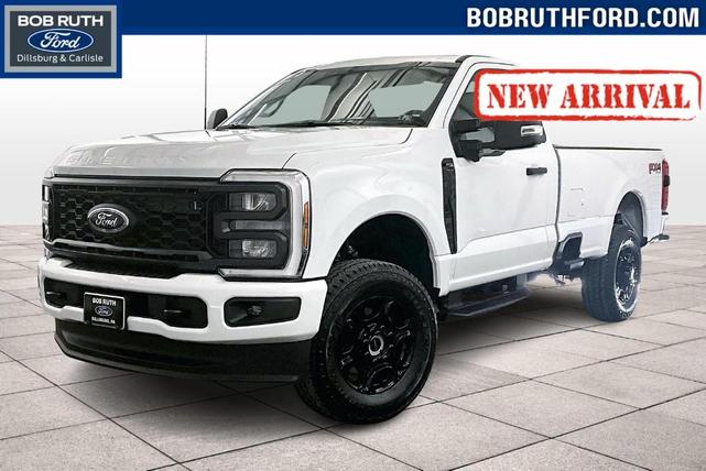 Photo of 2025 Oxford White Ford F-350