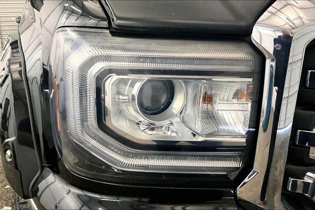 Photo of 2016 Onyx Black GMC Sierra 1500