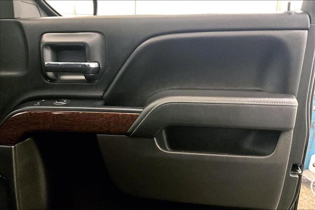 Photo of 2016 Onyx Black GMC Sierra 1500