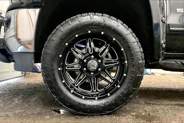 Photo of 2016 Onyx Black GMC Sierra 1500