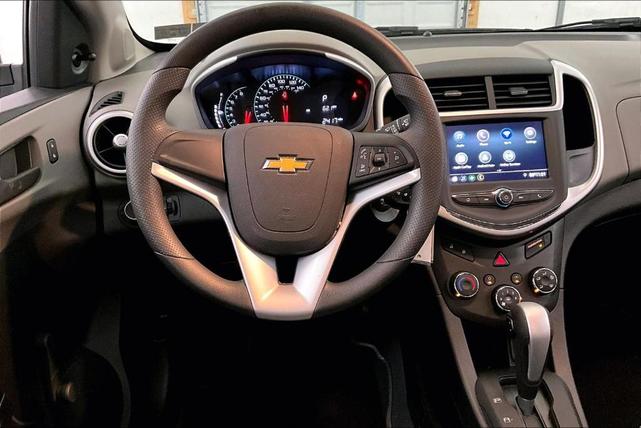 Photo of 2020 Silver Ice Metallic Chevrolet Sonic