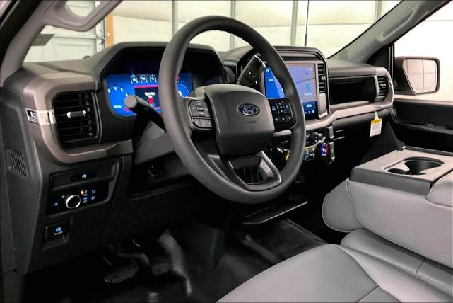Photo of 2025 Oxford White Ford F-150