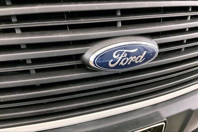 Photo of 2018 Oxford White Ford Transit-250
