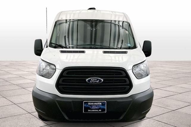 Photo of 2018 Oxford White Ford Transit-250